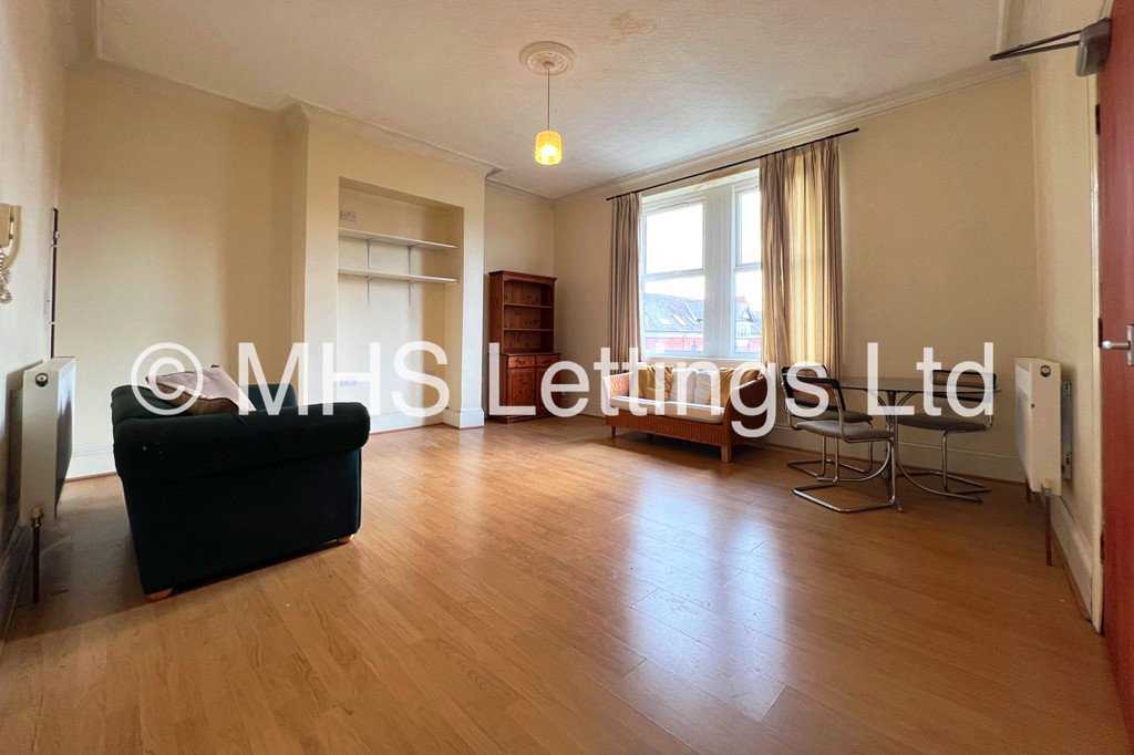 Photo of 2 Bedroom Apartment in 17 Regent Park Terrace, Leeds, LS6 2AX