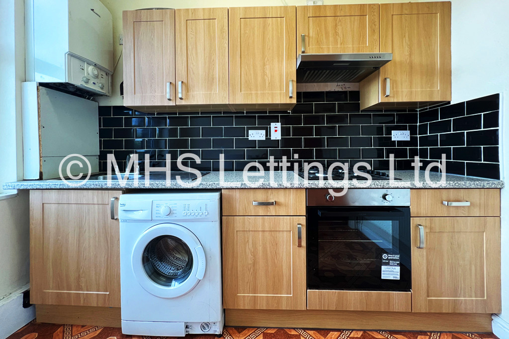 Photo of 2 Bedroom Apartment in 17 Regent Park Terrace, Leeds, LS6 2AX
