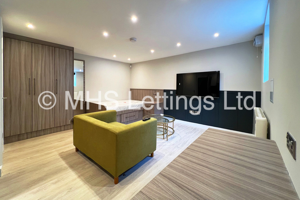 Photo of 1 Bedroom Studio in 21b Royal Park Terrace, Leeds, LS6 1EX