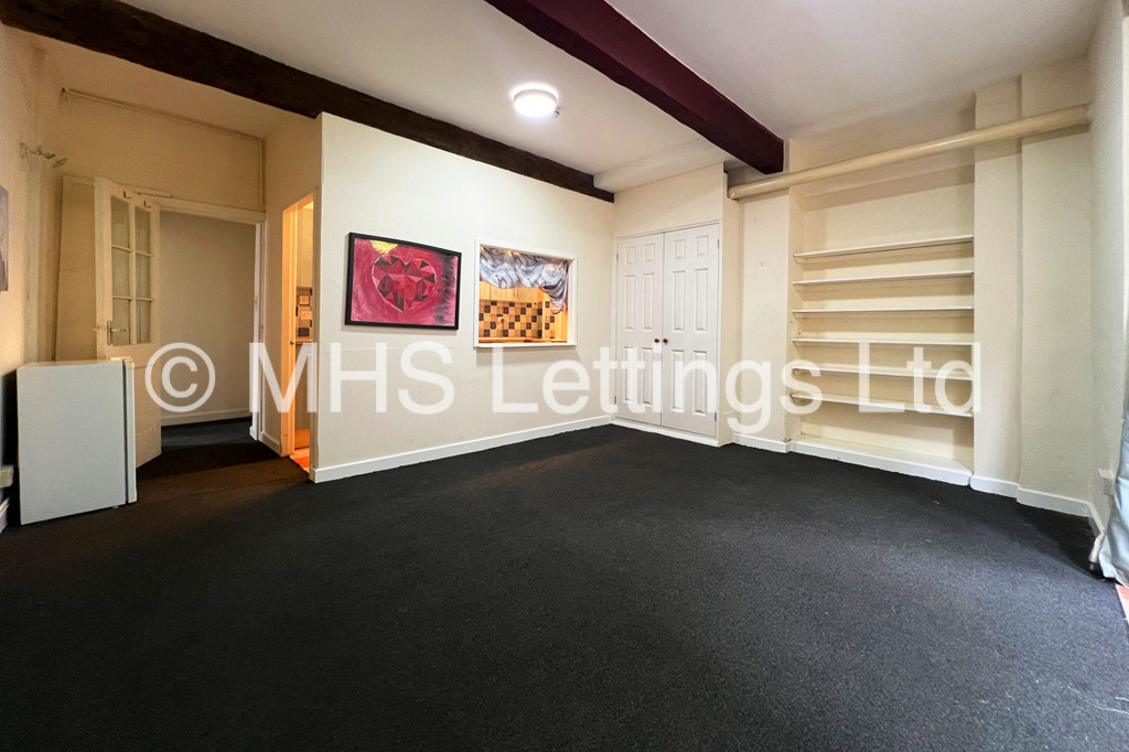 Photo of 1 Bedroom Apartment in 3A Moorland Road, Leeds, LS6 1AL