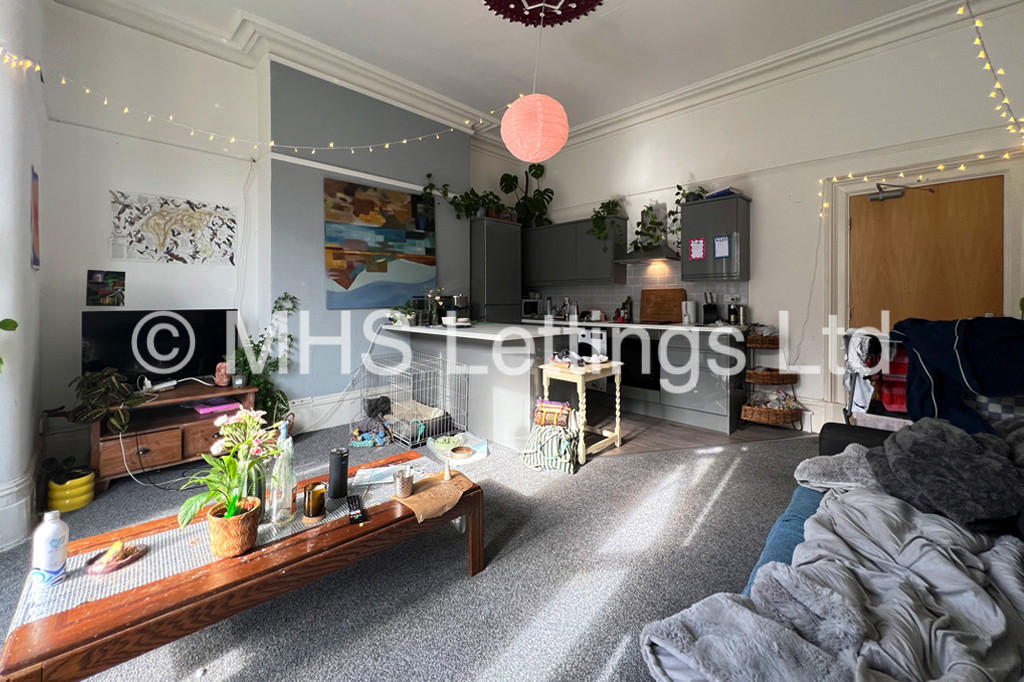 Photo of 2 Bedroom Flat in 43b Regent Park Terrace, Leeds, LS6 2AX