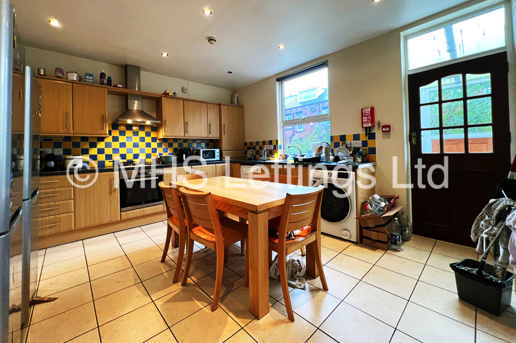 160 Ash Road, Leeds, LS6 3HD