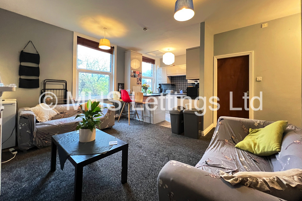 Flat 3, 7 Midland Road, Leeds, LS6 1BQ