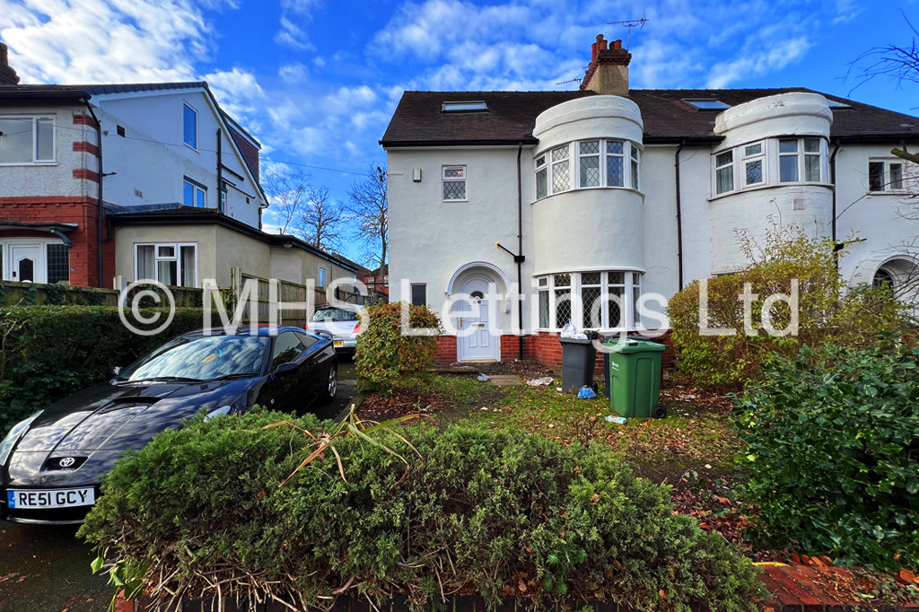 Photo of 6 Bedroom Semi-Detached House in 12 St Anns Lane, Leeds, LS4 2SE
