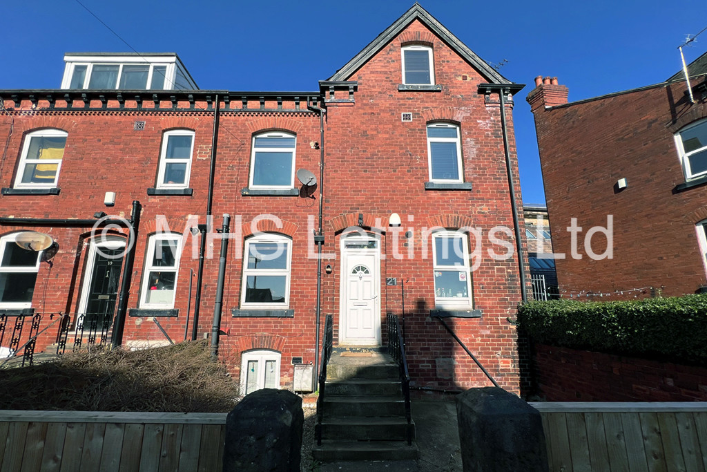 Photo of 4 Bedroom End Terraced House in 21 Granby Terrace, Leeds, LS6 3BB