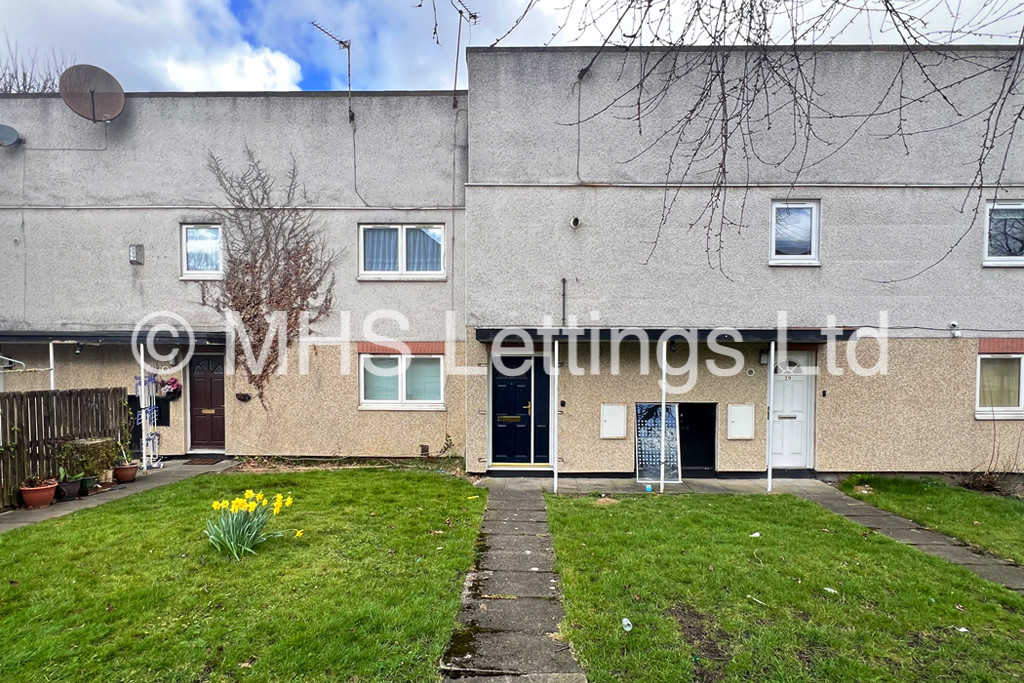 Photo of 1 Bedroom Flat in 27 Holborn Green, Leeds, LS6 2RE