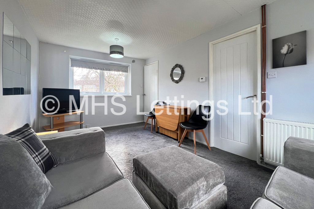 27 Holborn Green, Leeds, LS6 2RE