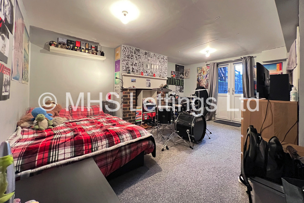 Room 1, 16 Hanover Square, Leeds, LS3 1AP