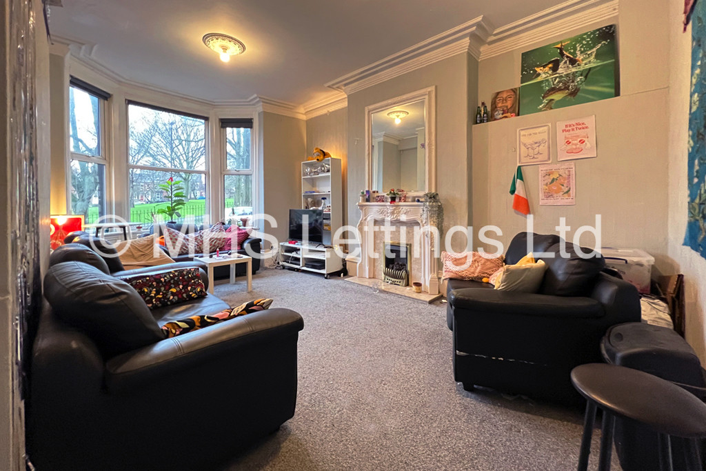 Photo of 1 Bedroom Shared House in Room 10, 16 Hanover Square, Leeds, LS3 1AP