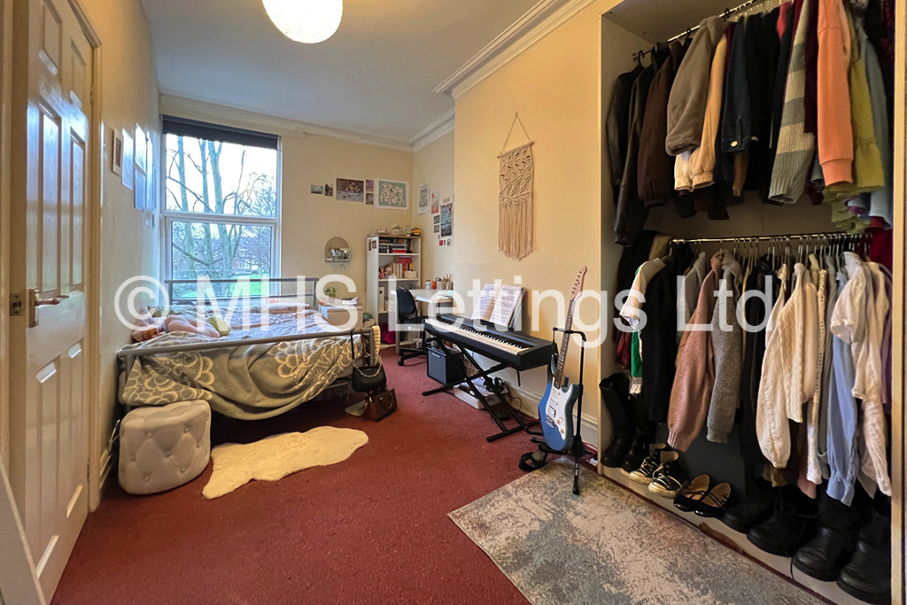 Room 6, 16 Hanover Square, Leeds, LS3 1AP