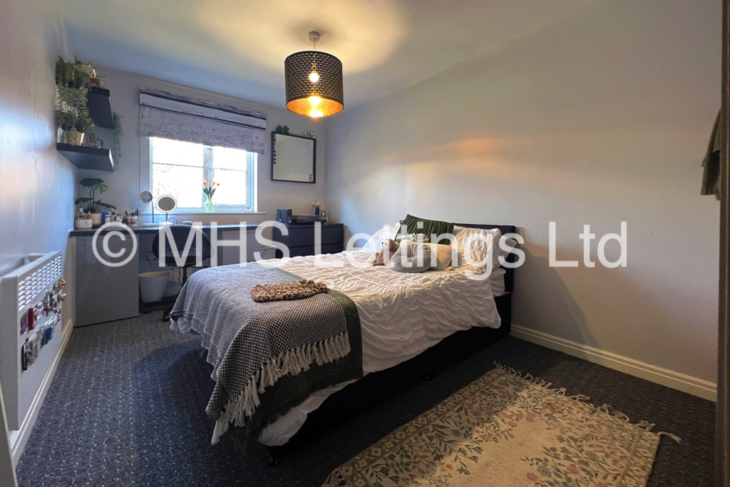 Photo of 4 Bedroom Apartment in 20 Abbots Mews, Leeds, LS4 2AB