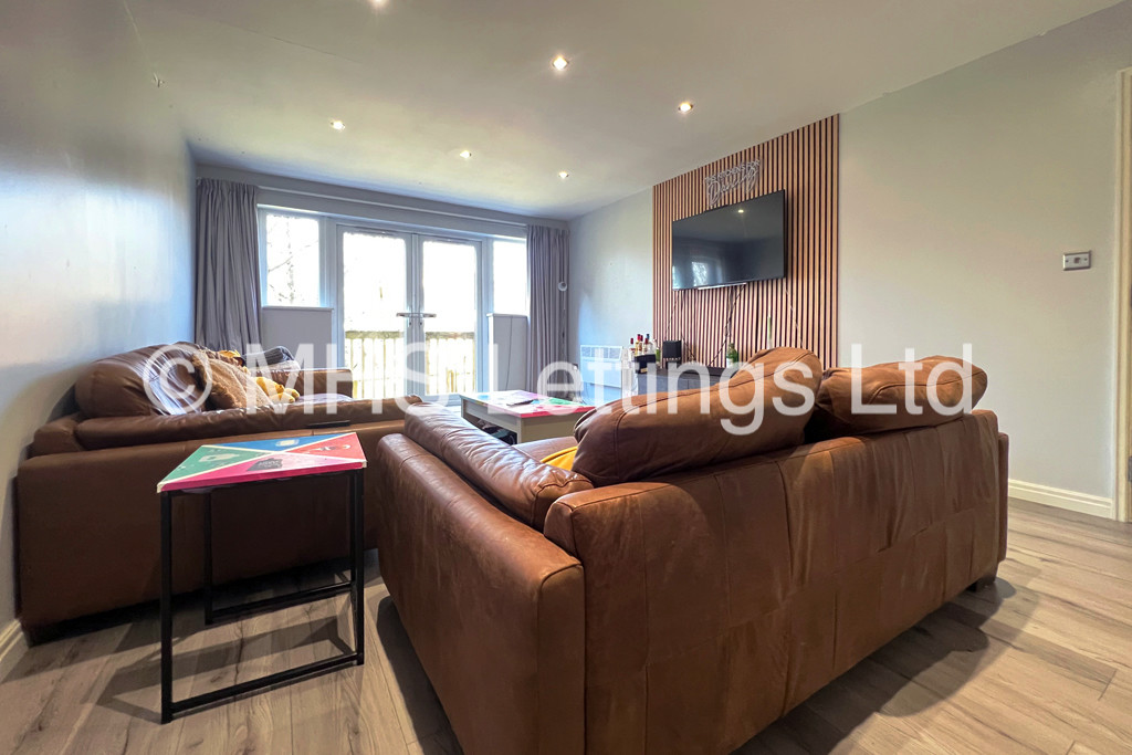 Photo of 4 Bedroom Apartment in 20 Abbots Mews, Leeds, LS4 2AB