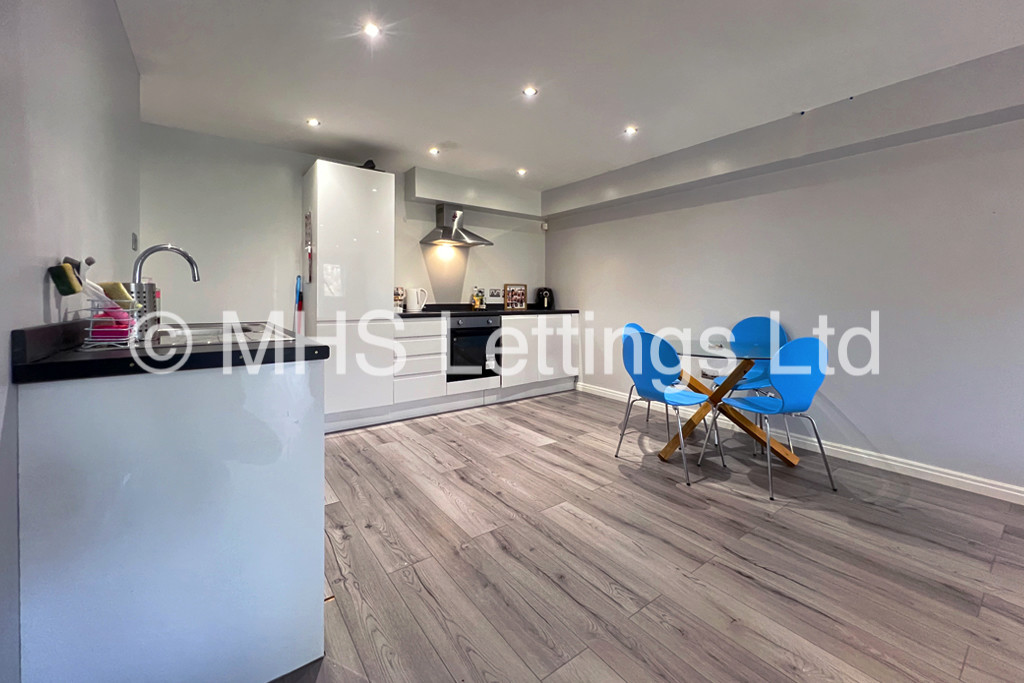 Photo of 4 Bedroom Apartment in 20 Abbots Mews, Leeds, LS4 2AB