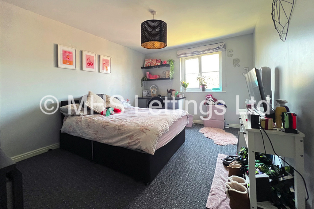 Photo of 4 Bedroom Apartment in 20 Abbots Mews, Leeds, LS4 2AB
