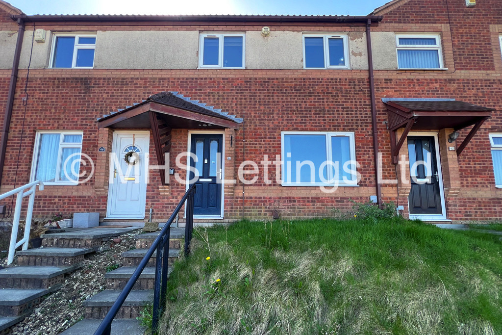 Photo of 1 Bedroom Shared House in Room 4, 44 Musgrave View, LS13 2QN