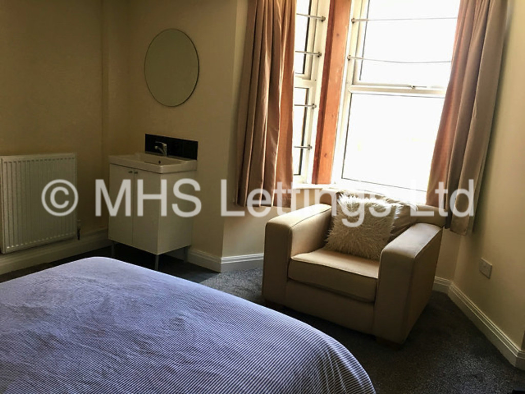 Room 2, 4 Midland Road, Leeds, LS6 1BQ