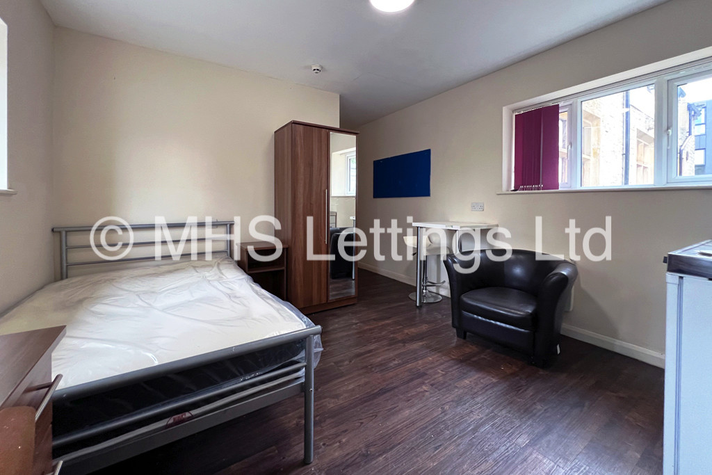 Photo of 1 Bedroom Apartment in Studio 15, St. Ann's Lodge, St. Ann's Lane, Leeds, LS4 2SJ
