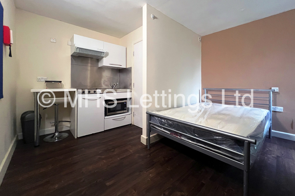 Photo of 1 Bedroom Apartment in Studio 20, St. Ann's Lodge, St. Ann's Lane, Leeds, LS4 2SJ