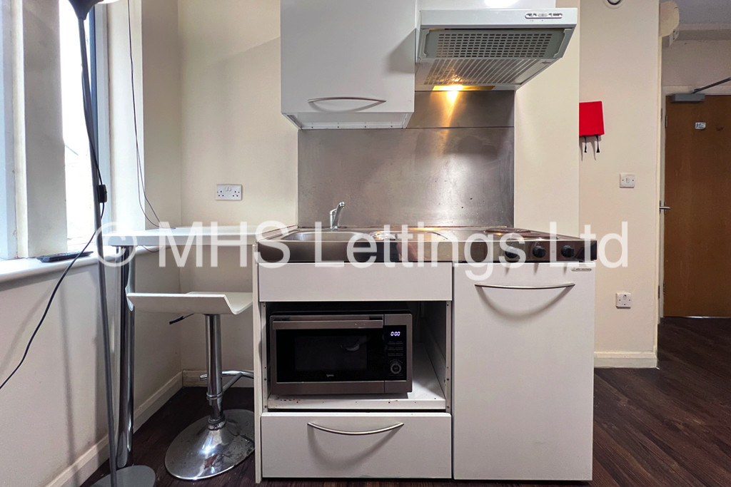 Photo of 1 Bedroom Apartment in Studio 18, St. Ann's Lodge, St. Ann's Lane, Leeds, LS4 2SJ