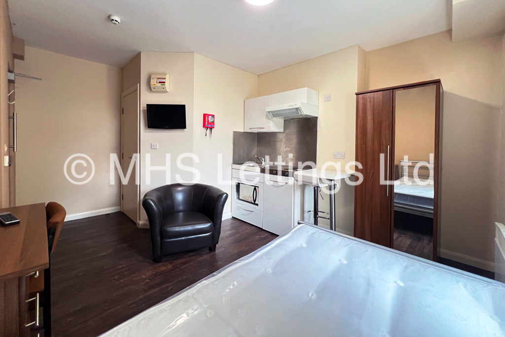 Photo of 1 Bedroom Apartment in Studio 16, St. Ann's Lodge, St. Ann's Lane, Leeds, LS4 2SJ