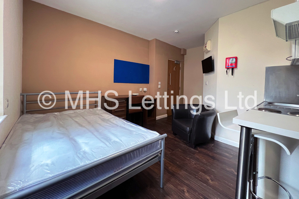 Photo of 1 Bedroom Apartment in Studio 16, St. Ann's Lodge, St. Ann's Lane, Leeds, LS4 2SJ