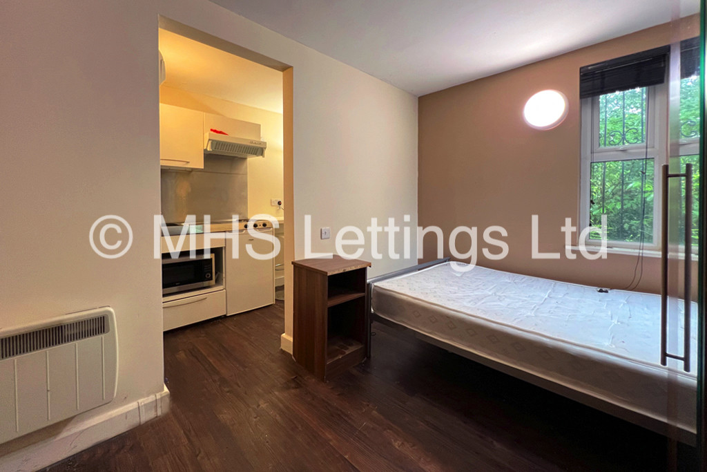 Photo of 1 Bedroom Apartment in Studio 46, St. Ann's Lodge, St. Ann's Lane, Leeds, LS4 2SJ