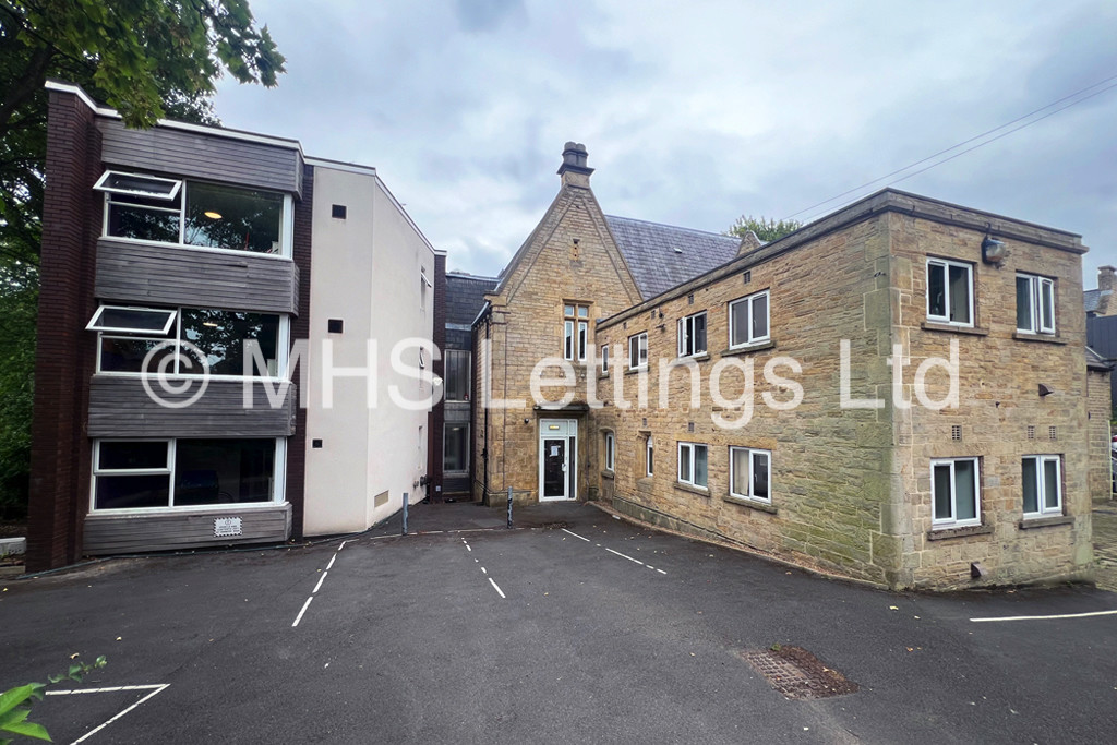 Photo of 1 Bedroom Apartment in Pod Room 3, St. Ann's Lodge, St. Ann's Lane, Leeds, LS4 2SJ