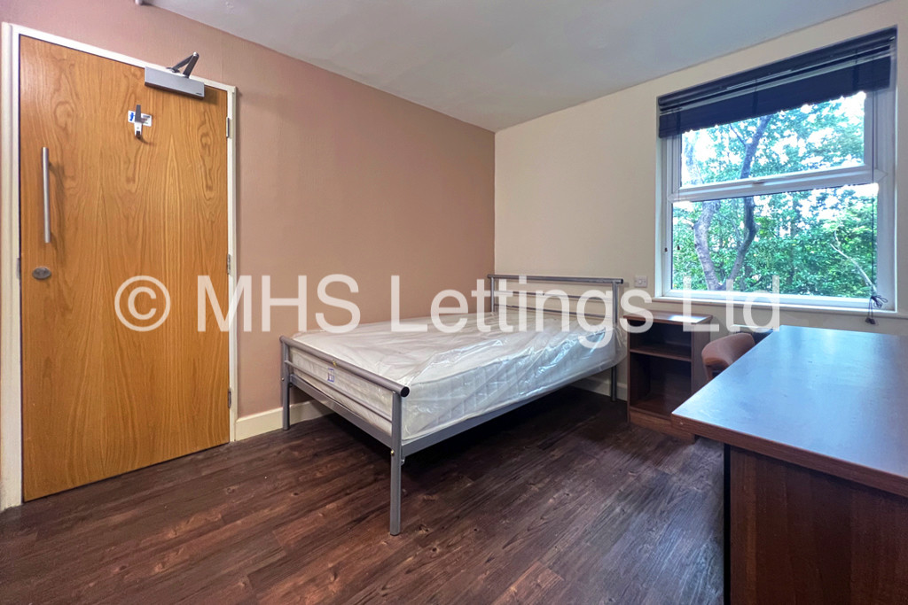 Photo of 1 Bedroom Apartment in Pod Room 22, St. Ann's Lodge, St. Ann's Lane, Leeds, LS4 2SJ
