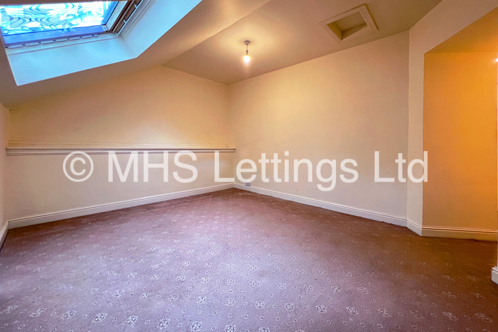 Photo of 1 Bedroom Apartment in Flat 6, Olivias Court, 67 Smith Lane, Bradford, BD9 6DD