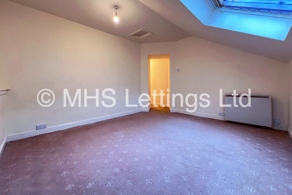 Photo of 1 Bedroom Apartment in Flat 6, Olivias Court, 67 Smith Lane, Bradford, BD9 6DD