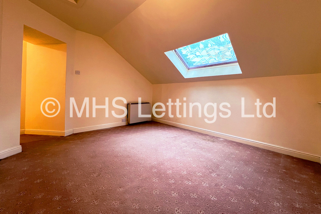 Photo of 1 Bedroom Apartment in Flat 6, Olivias Court, 67 Smith Lane, Bradford, BD9 6DD