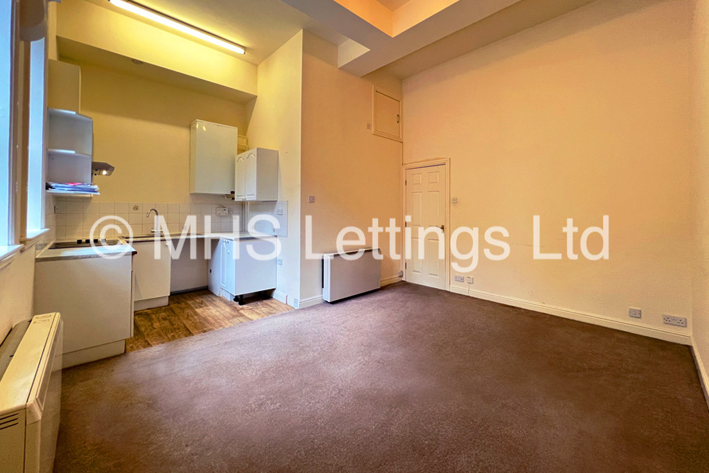 Photo of 1 Bedroom Apartment in Flat 6, Olivias Court, 67 Smith Lane, Bradford, BD9 6DD