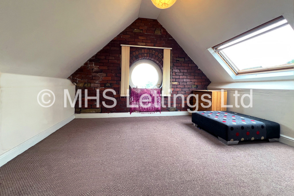 Photo of 2 Bedroom Apartment in Flat 12, Olivias Court, 67 Smith Lane, Bradford, BD9 6DD