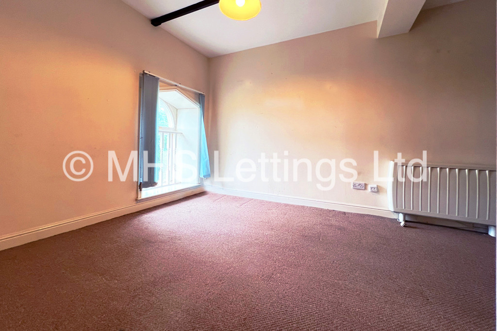 Photo of 2 Bedroom Apartment in Flat 12, Olivias Court, 67 Smith Lane, Bradford, BD9 6DD