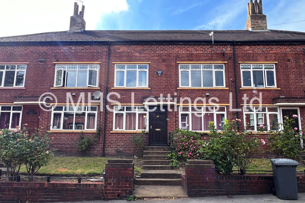 Photo of 2 Bedroom Apartment in 32 The Village Street, Leeds, LS4 2PR
