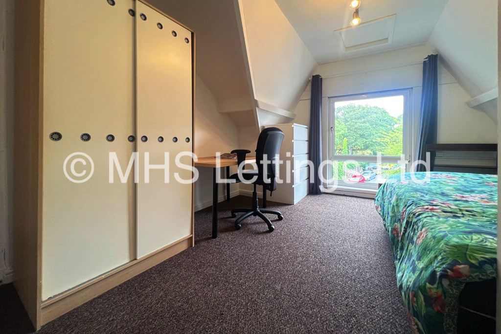 Photo of 1 Bedroom Apartment in Top Floor Front Flat, 2 Manor Terrace, Leeds, LS6 1BU