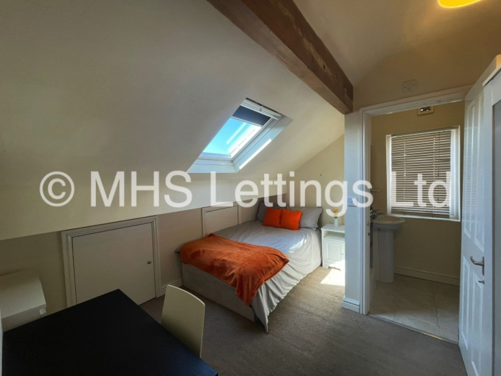 Photo of 1 Bedroom Semi-Detached House in Room 6, 4 Hartley Avenue, Leeds, LS6 2LP