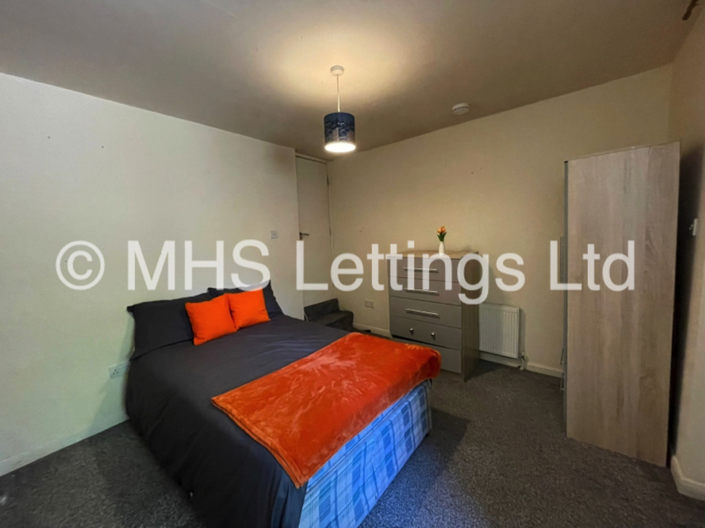 Room 2, 4 Hartley Avenue, Leeds, LS6 2LP