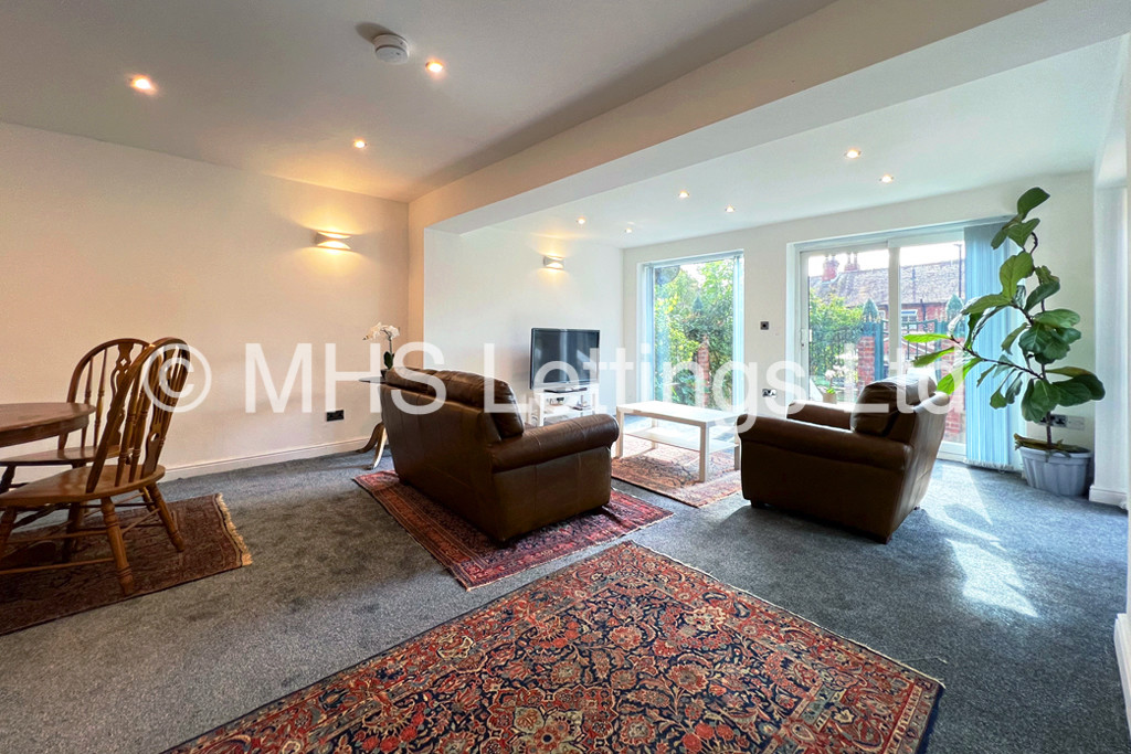 Photo of 1 Bedroom Apartment in 83a Victoria Road, Leeds, LS6 1DR