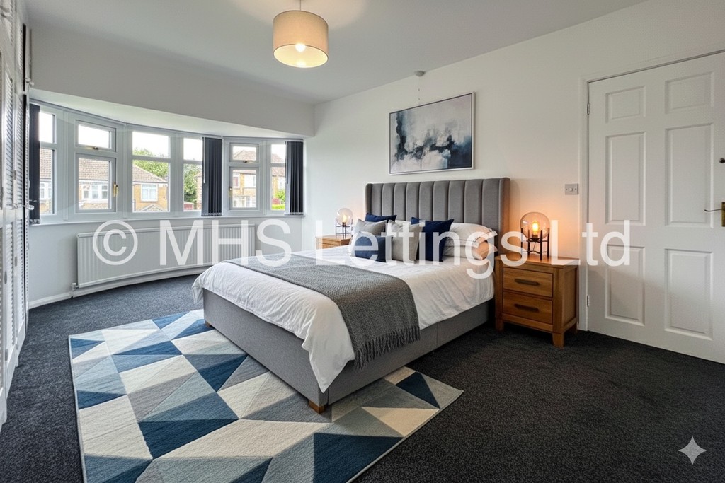 Photo of 4 Bedroom Semi-Detached House in 105 Carr Manor Avenue, Leeds, LS17 5BL