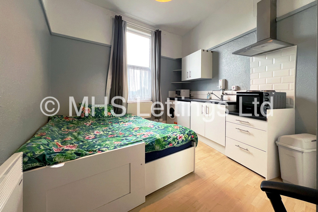 Photo of 1 Bedroom Apartment in Ground Floor Rear Flat 2 Manor Terrace, Leeds, LS6 1BU