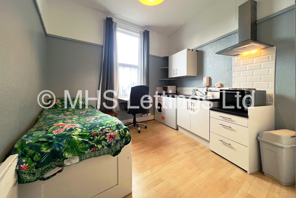 Photo of 1 Bedroom Apartment in Ground Floor Rear Flat 2 Manor Terrace, Leeds, LS6 1BU