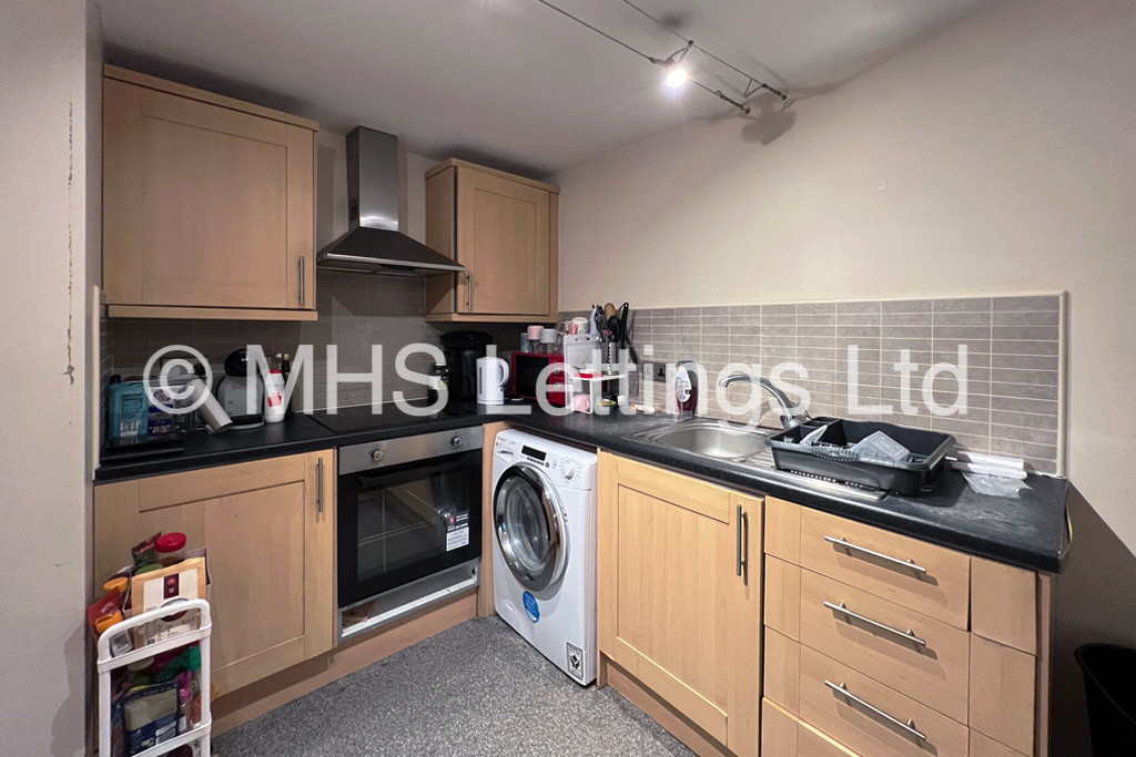Photo of 2 Bedroom Apartment in Flat 2, Charles Apartments, Leeds, LS3 1AZ