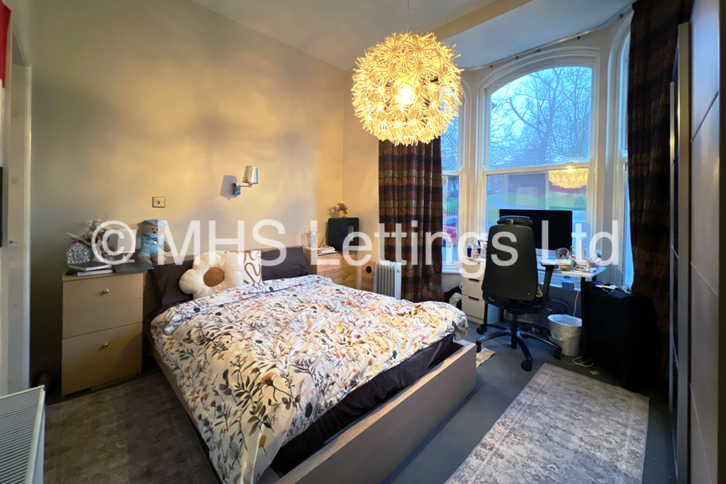 Photo of 2 Bedroom Apartment in Flat 2, Charles Apartments, Leeds, LS3 1AZ