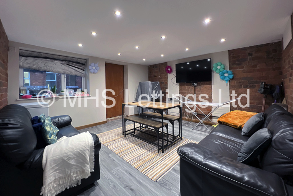 15 Granby Grove, Leeds, LS6 3BE