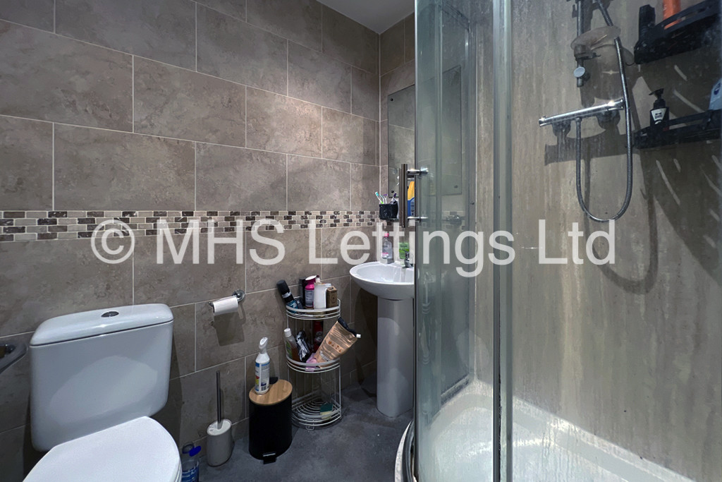 Photo of 2 Bedroom Apartment in Flat 12, New Moon Apartments, Leeds, LS6 2DB
