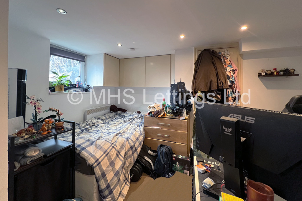 Photo of 1 Bedroom Apartment in 4a Talbot Mount, Leeds, LS4 2PF