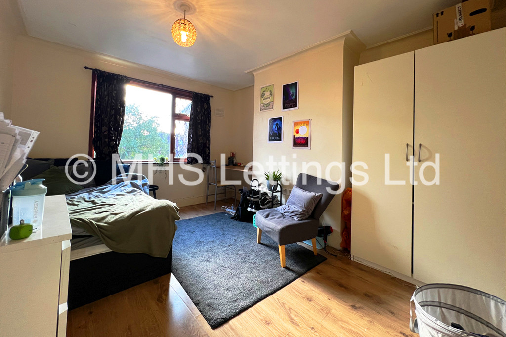 Photo of 3 Bedroom Semi-Detached House in 42 Richmond Avenue, Leeds, LS6 1DB