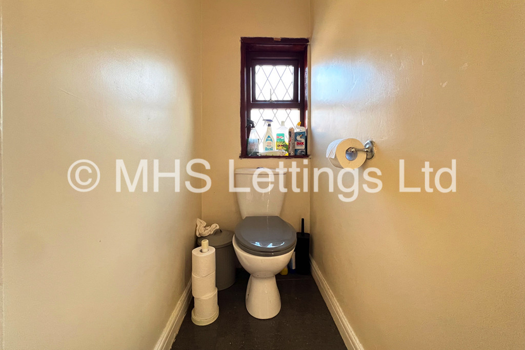 Photo of 3 Bedroom Semi-Detached House in 42 Richmond Avenue, Leeds, LS6 1DB