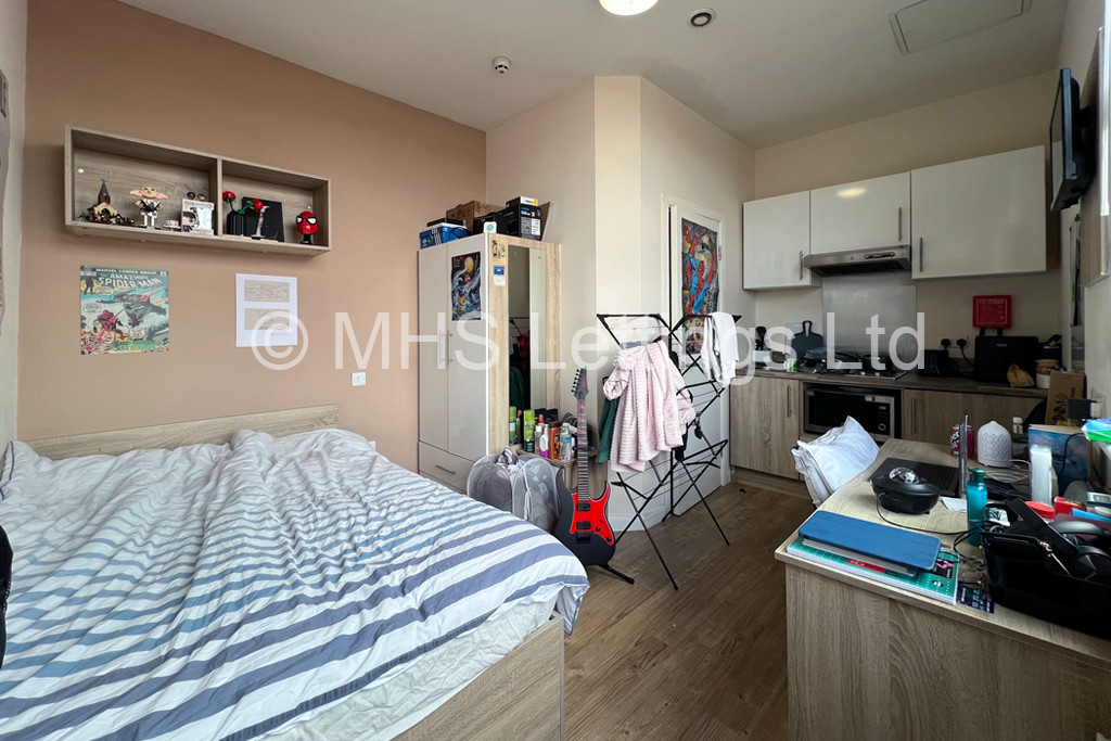 Photo of 1 Bedroom Studio in Studio 32, Lovell Park Halls, Leeds, LS7 1DF